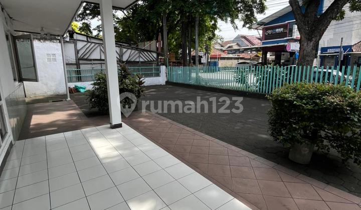 Rumah Terawat Siap Huni Jalan Utama Tengah Kota Bandung Dekat Mall Sekolah Rs Supermarket 