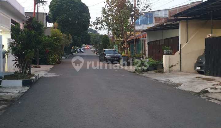 Dijual Murah Rumah Lama Sarijadi Dekat Setra Duta Akses 3 Mobil 1