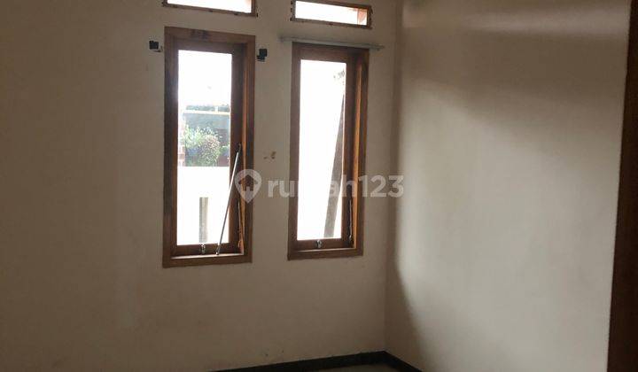 Disewa Rumah Siap Huni 2 Lantai Komplek Sarijadi Bandung 7