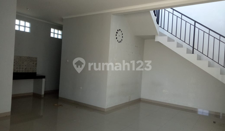 Disewa Rumah Minimalis Asri Komplek Ciwaruga Geger Kalong Bandung 2