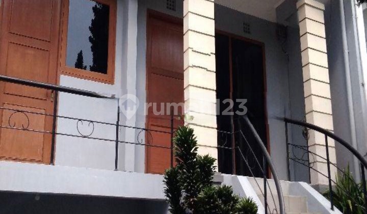 Dijual Rumah siap Huni Komplek Setra Duta Dekat Sarijadi Setra Sari Mall