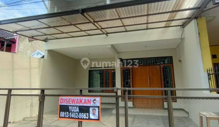 Disewa Rumah Minimalis 2 Lantai Komplek Sarijadi Dekat Setra Sari Mall 1