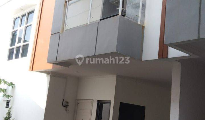 Dijual Rumah Minimalis Town House Cempaka Putih Jakarta Pusat 1