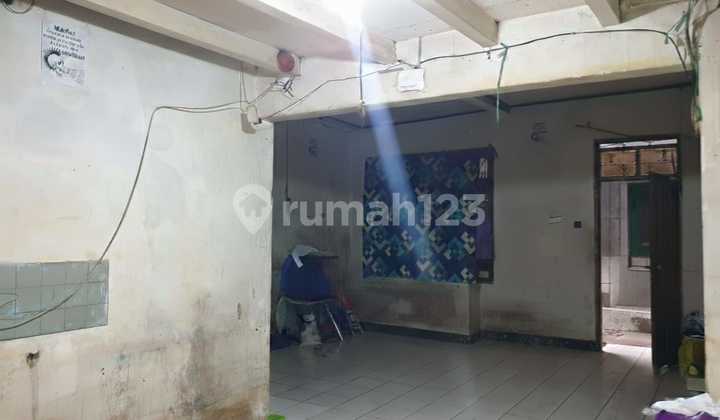Disewa Rumah Strategis Dalam Gang Dekat Jalan Utama Hanya 200 Mtr ke Gerbang Tol Pasteur 2