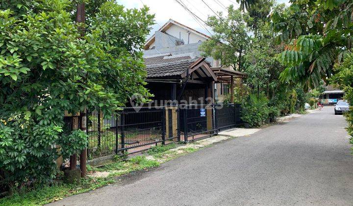 Dijual Rumah Lama Hitung Tanah Luas 203m Komplek Margawangi Ciwastra 2