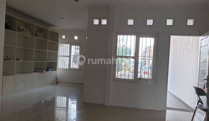 Disewa Rumah Minimalis 2 Lantai Komplek Sarijadi Bandung 2