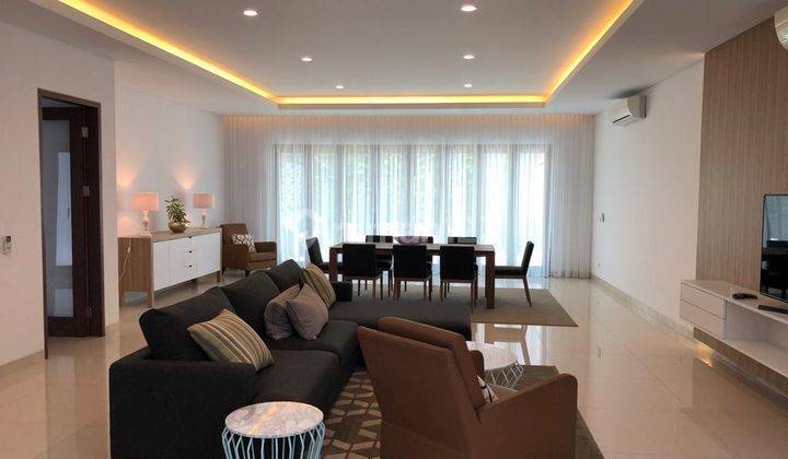 Modern House Menteng 1