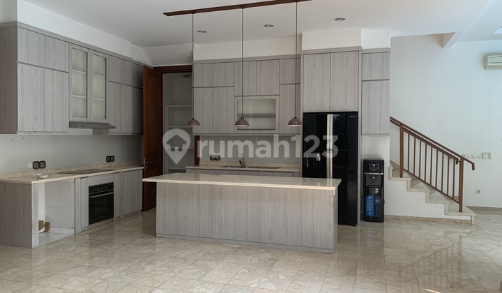 Compound House - Kemang 2