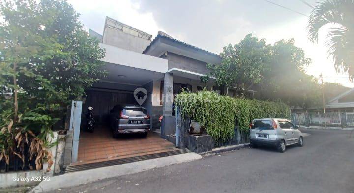 Rumah Cantik Tengah Kota Dekat Tsm Bandung  1