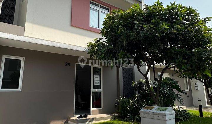 Rumah Cantik Dikawasan Elite Summarecon Bandung 2