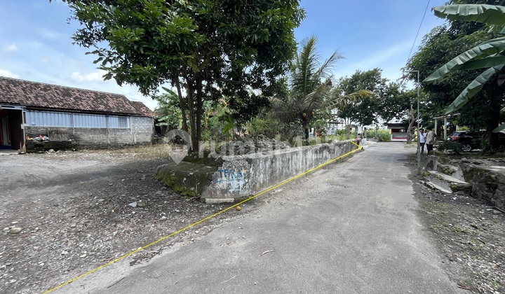 Strategic Land 5 Minutes from Prambanan - Jogja Toll Gate Entrance