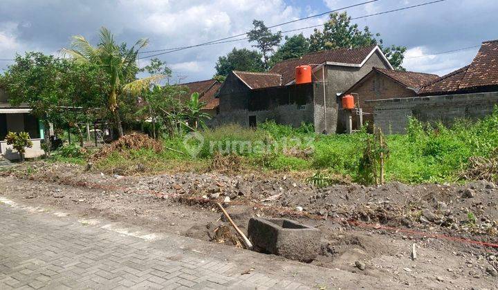 Tanah Dekat Pasar Gentan, Jakal Km.10, Sleman 2