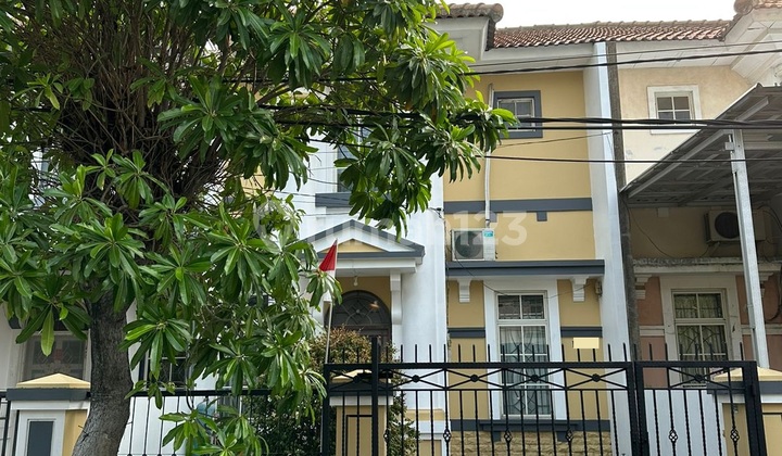 Rumah Taman Semanan Indah, Hadap Taman, Rumah Bagus Dan Siap Huni 1