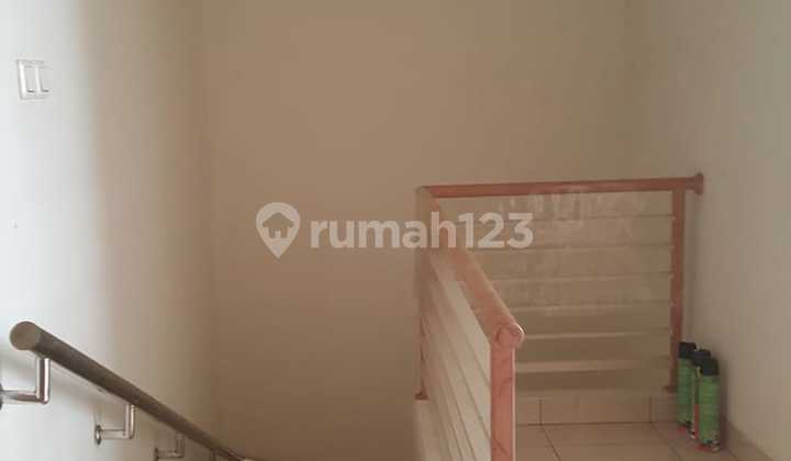 For Rent: Neat House, Ready to Occupy at Boulevard Taman Semanan Indah