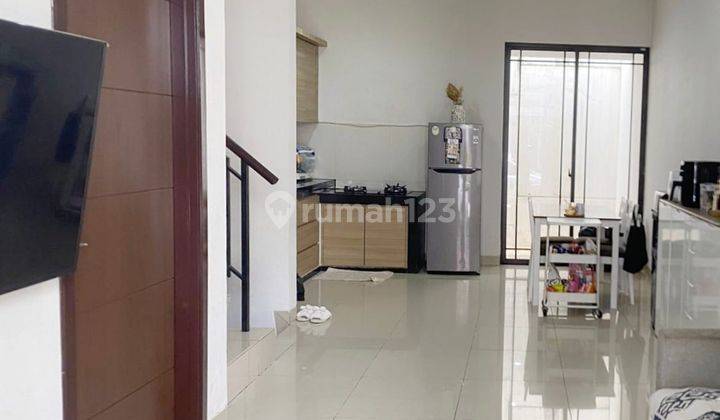 Di Jual Cepat Edisi Green Lake City Cluster Asia Semi Furnished 1