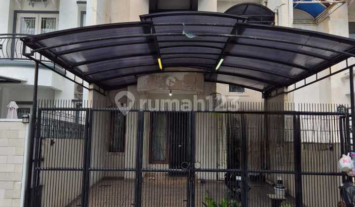 Rumah di Puri Media Jakarta Barat, Semi Furnish, Strategis