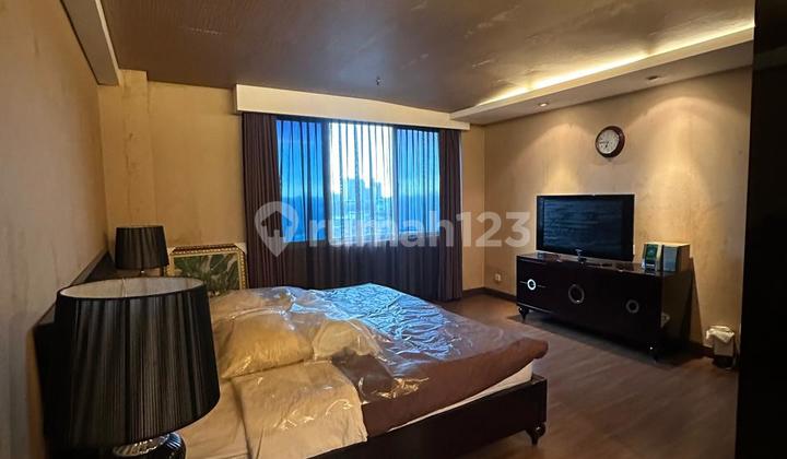 For Sale Fast Park Royale Gatot Subroto Apartment 4br 2