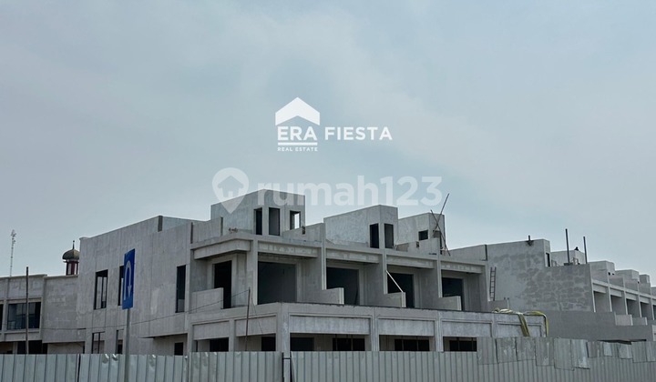 ️FOR QUICK SALE Sorento Grande East View Lake Shop House 7x14 ️FOR QUICK SALE Sorento Grande East View Lake Shop House 7x14