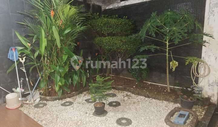 Rumah Bagus 7x15 2.5 Lantai di taman Semanan indah, Jakarta Barat 2