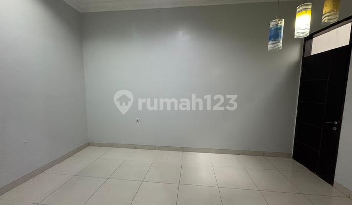 Taman Semanan Indah ,rumah huk cantik 2