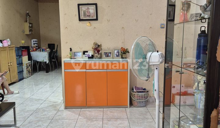 Rumah di Puri Media Jakarta Barat, Semi Furnish, Strategis 2