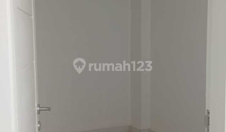 Rumah Siap Huni di Jl. Jambu Rawa Buaya - Cengkareng