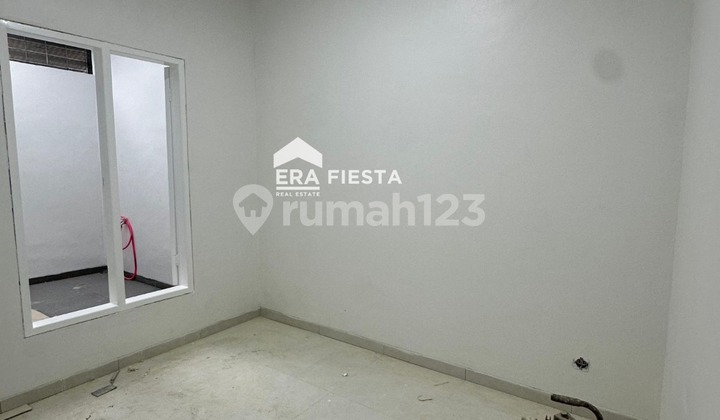 FOR SALE FAST Sutera Elok, Alam Sutera 8x16 NEWLY RENOVATED 2