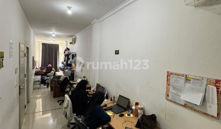 Dijual Cepat Ruko Crown, Green Lake City, Strategis Dijual Cepat Ruko Crown, Green Lake City, Strategis