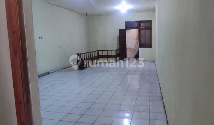 For Rent: Shop House at Super Affordable Price, Spacious Size & Location by Curug Main Road Side 2