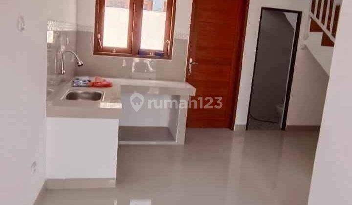 Rumah 2 Lantai Exclusive Dekat Seminyak Kuta Bali 2