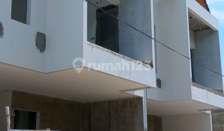 Two-Story House in the Center of Denpasar City, Bali 2