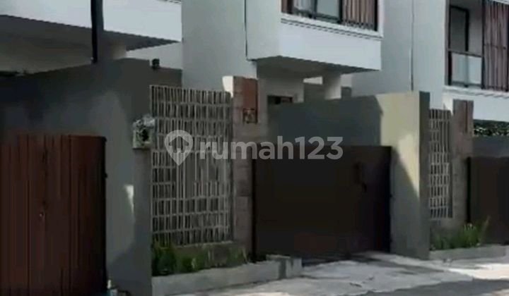 Rumah Lantai.2baru Siap Huni Citra Land Ubung Denpasar Bali