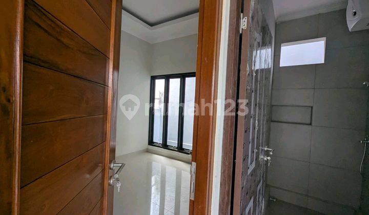 Rumah Lantai.2 Semi Villa Dkt Sanur Denpasar Bali 2