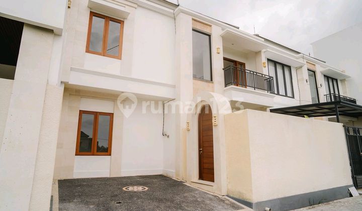 At the New House Rental, 2nd Floor, Near SMA 1 Kuta Utara, Dalung, Bali