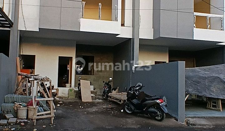 Rumah Mewah Lantai.2 Di Pusat Kota Denpasar Bali Rumah Mewah Lantai.2 Di Pusat Kota Denpasar Bali