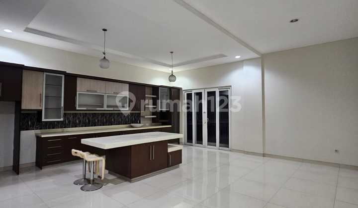 Dijual Rumah PIK Uk 10x25m² bangunan Kontraktor Minimalis Furnished at Jakarta Utara 2