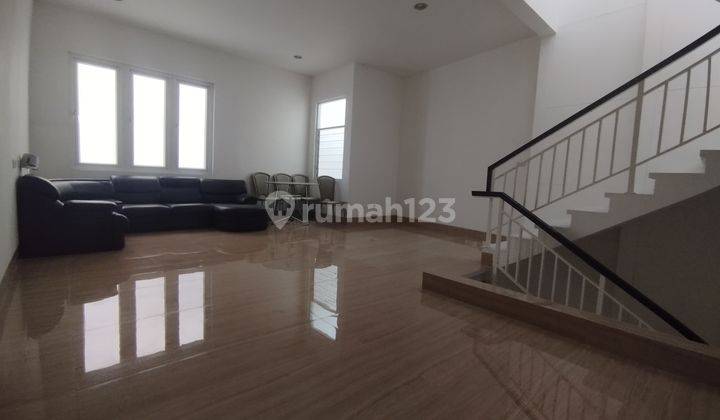 Dijual Rumah PIK Kayara uk 167m2 4br Brand New Minimalis , Taman Luas at Jakarta Utara 2