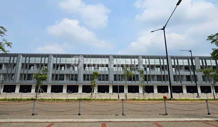 Disewa Rukan Gandeng Sudah Jebol BeachView Batavia PIK Uk 75m2 at Jakarta Utara