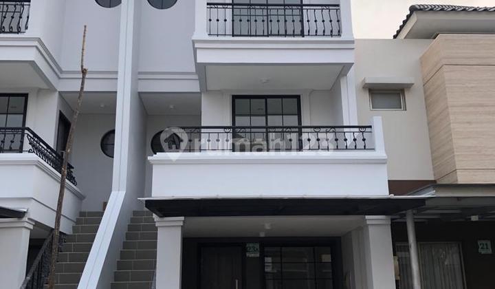 Dijual Rumah Cluster Concerto PIK 2Lt Uk 5x15 m² at Jakarta Utara 
 2
