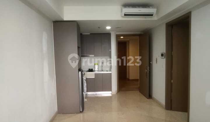 Disewa Apartmen Gold Coast PIK Semi furnished 1BR Uk 51m² at Jakarta Utara  2
