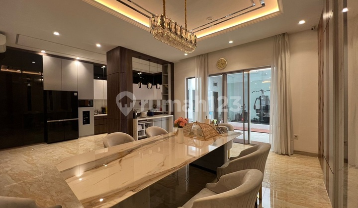 For Rent Luxury Furnished House PIK Golf Island 2 floors 200m² in North Jakarta