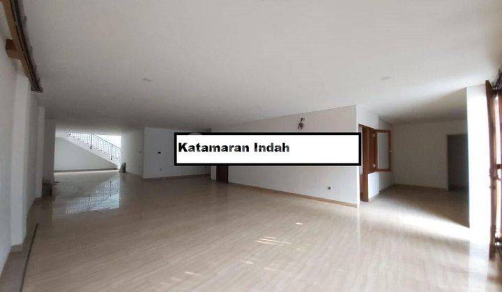 Dijual Rumah 3 Lantai Brand New Pik, Private Pool, Jakut 2