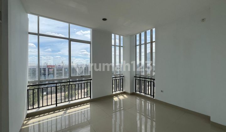 For Rent Fast Row of Shops Twin Beach View Corner For Rent Fast Row of Shops Twin Beach View Corner