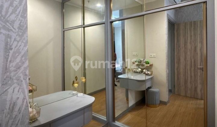 Di Sewa Apartement Menara Jakarta 3 Br Full Furnish  2