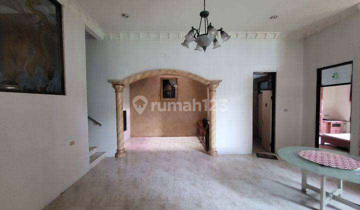 Jual Rumah Klasik Kavling Polri 2