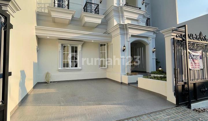 For Sale: Private DPR Complex House, West Jakarta