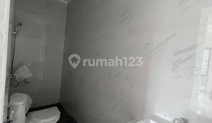 For Sale Residential House In DKI Meruya Utara Plot Area 2