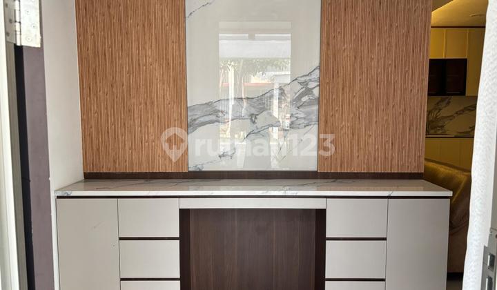 Di Sewa Rumah Pantai Indah Kapuk Cluster Magenta 6x15 Full Furnish 2