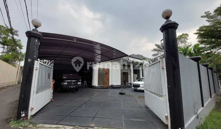 Rumah Bagus di Jalan Simpang Musholla Cilandak Jaksel Rumah Bagus di Jalan Simpang Musholla Cilandak Jaksel