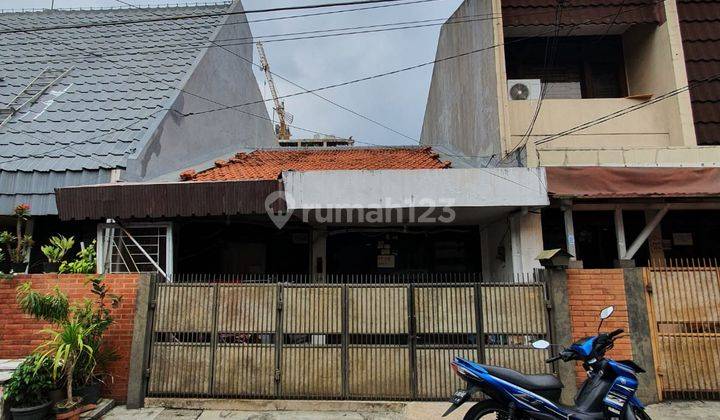 Dijual Rumah di Tanjung Duren Selatan Dekat Mall Taman Anggrek 1